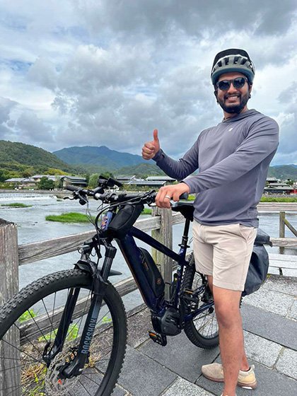 biketour-support car